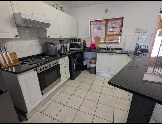 1 BEDROOM APARTMENT FOR SALE IN MORNINGSIDE